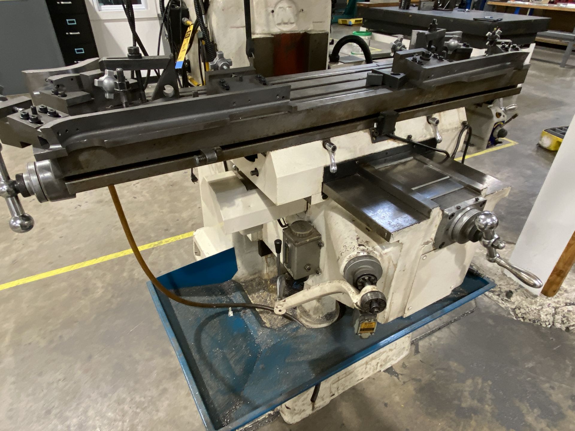 Summit EVS-550 5hp 3-Speed Vertical Milling Machine, S/N 5102 - Image 13 of 19