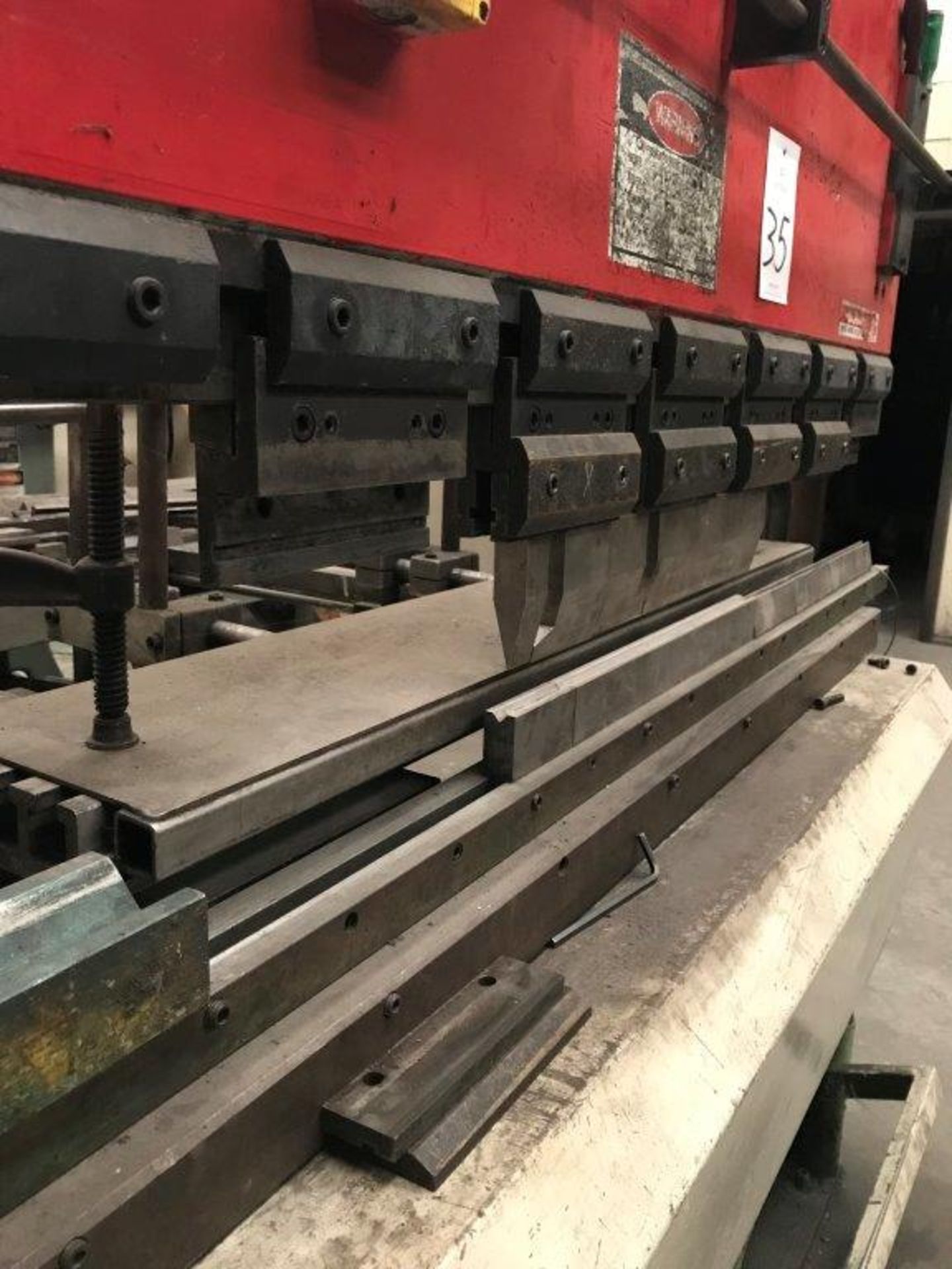 Guifil PE15-30 Hydraulic Press Brake - Image 2 of 6