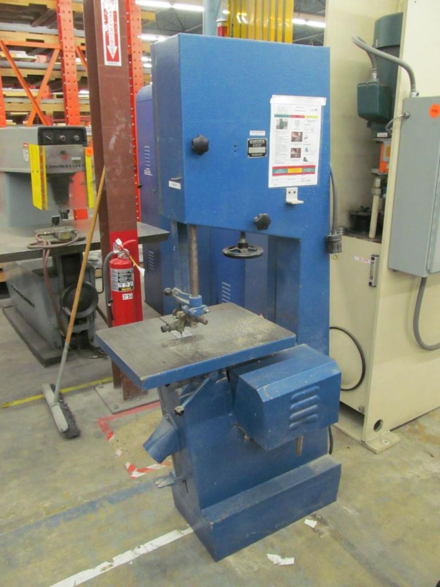 Startrite 17" Vertical Bandsaw - Image 2 of 6