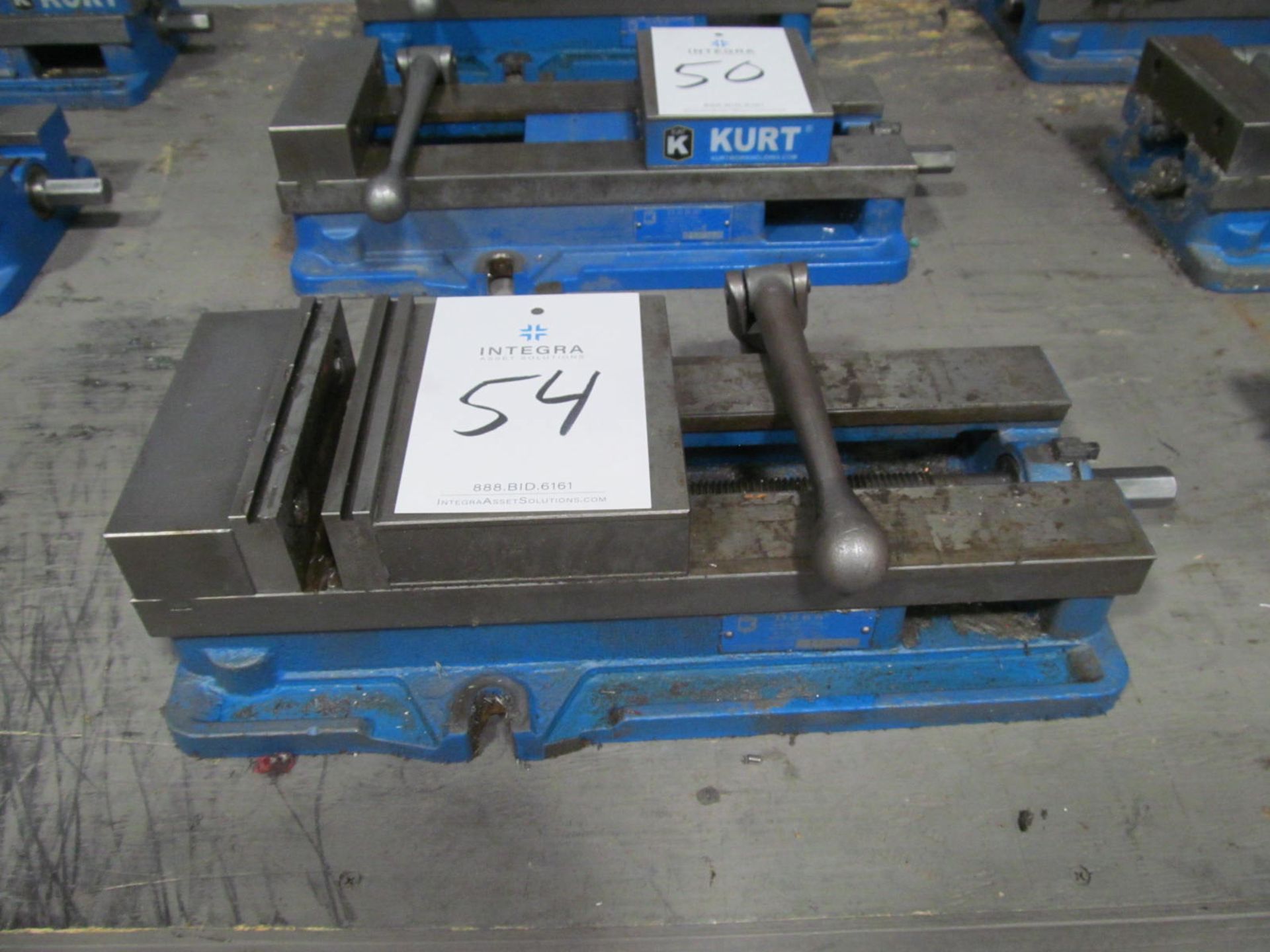 Kurt D-688 6" Machine Vise