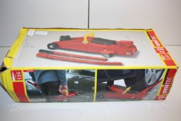 BOXED UNITEC 2000KG TROLLEY JACK 10 008 RRP £28.98Condition ReportAppraisal Available on Request-