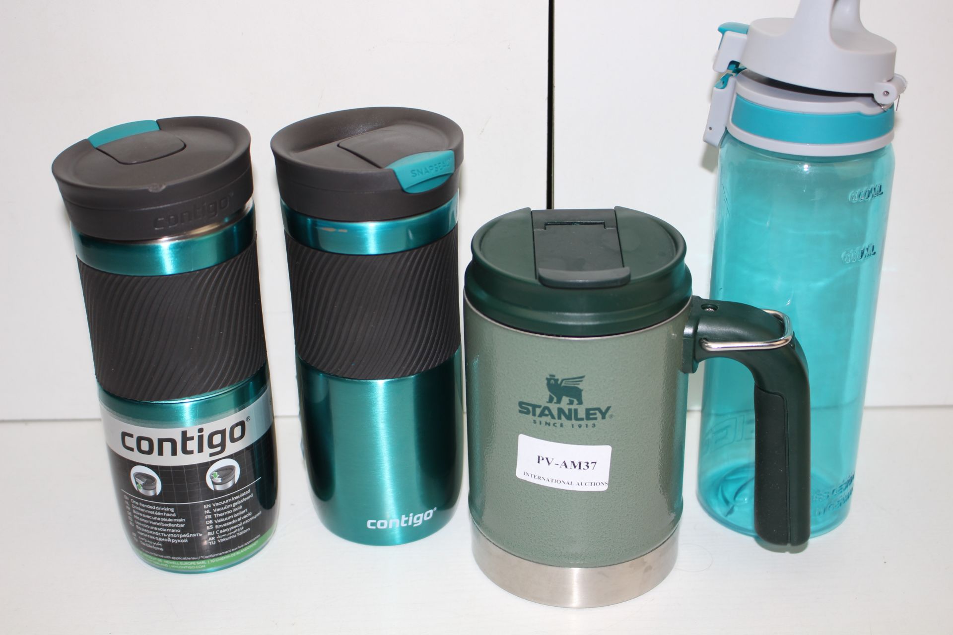 4X ASSORTED DRINKING MUGS & BOTTLES BY CONTIGO, STANLEY & OTHERCondition ReportAppraisal Available