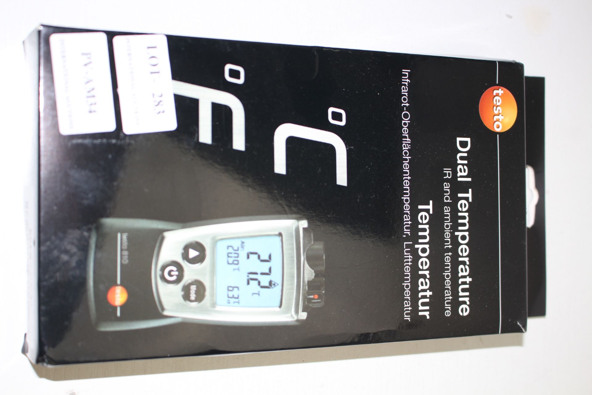 BOXED TESTO DUAL TEMPERATURE IR AND AMBIANT TEMPERATURE RRP £104.40Condition ReportAppraisal