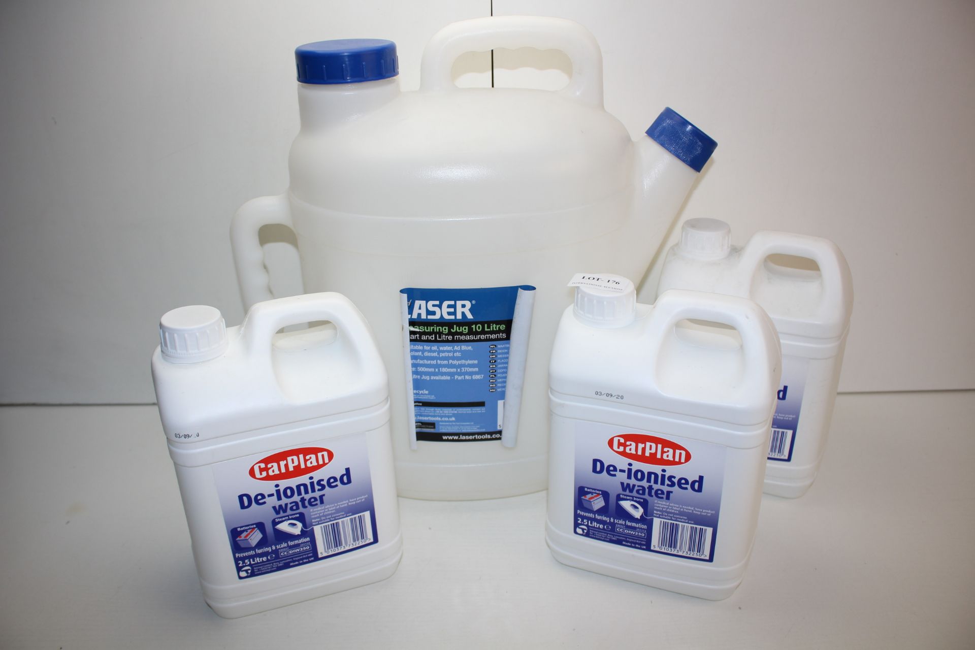 4X ASSORTED ITEMS TO INCLUDE LASER MEASURING JUG 10LITRE & CAR PLAN DE-IONISED WATER Condition