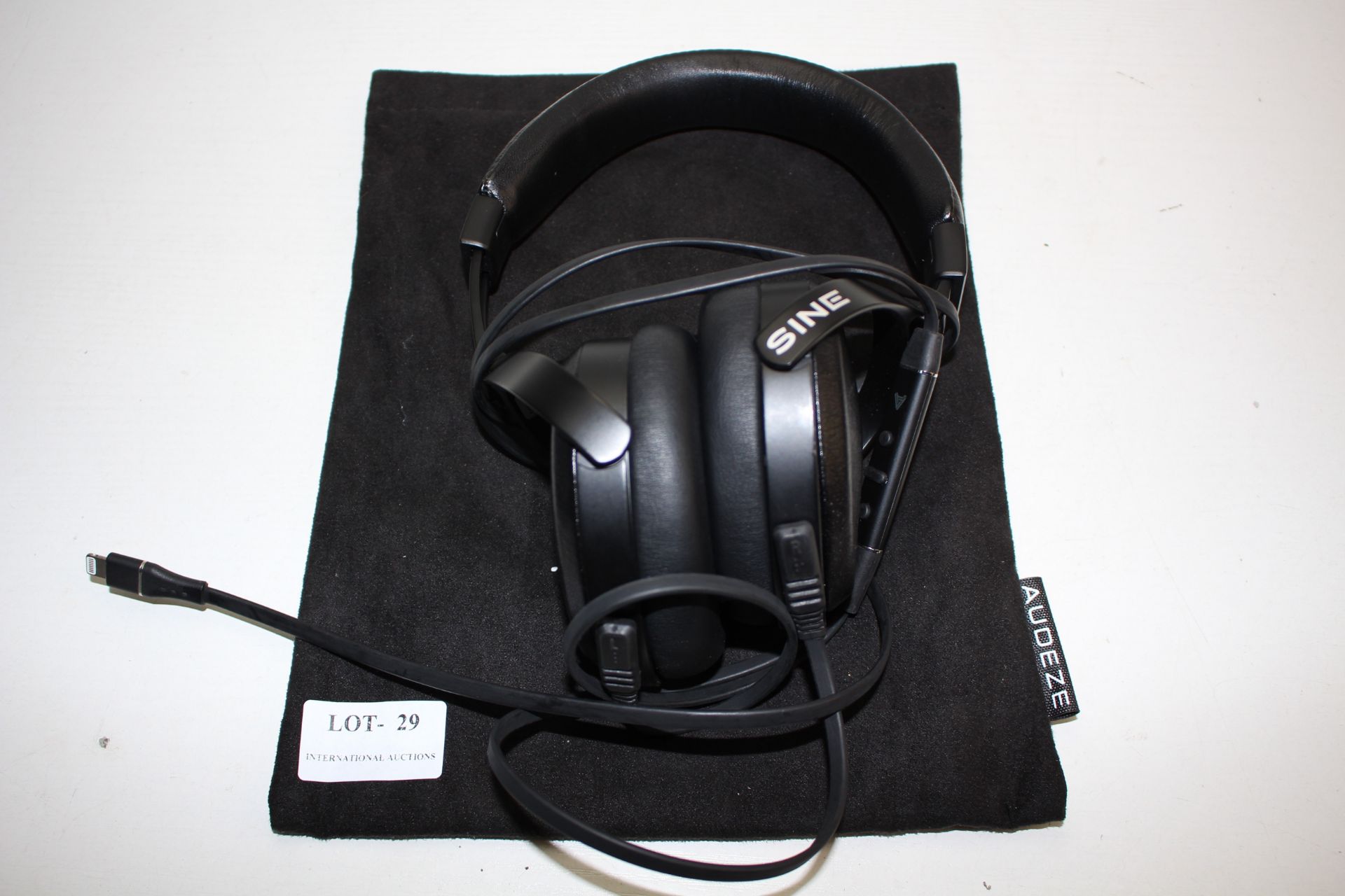 UNBOXED AUDEZE SINE LIGHTNING CONNECTOR ON-EAR PLANAR MAGNETIC HEADPHONE RRP £379.00