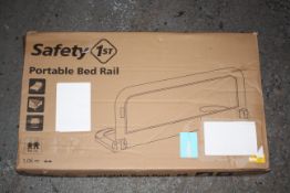 BOXED SAFETY 1ST PORTABLE BED RAIL 1.06CM RRP £19.