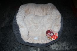 UNBOXED WITH TAGS ROSEWOOD 40 WINKS DOG SLEEPER RRP £31.99Condition ReportAppraisal Available on