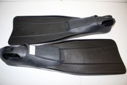 UNBOXED PAIR CRESSI-SUB CLIO DIVE FINS RRP £19.00Condition ReportAppraisal Available on Request- All