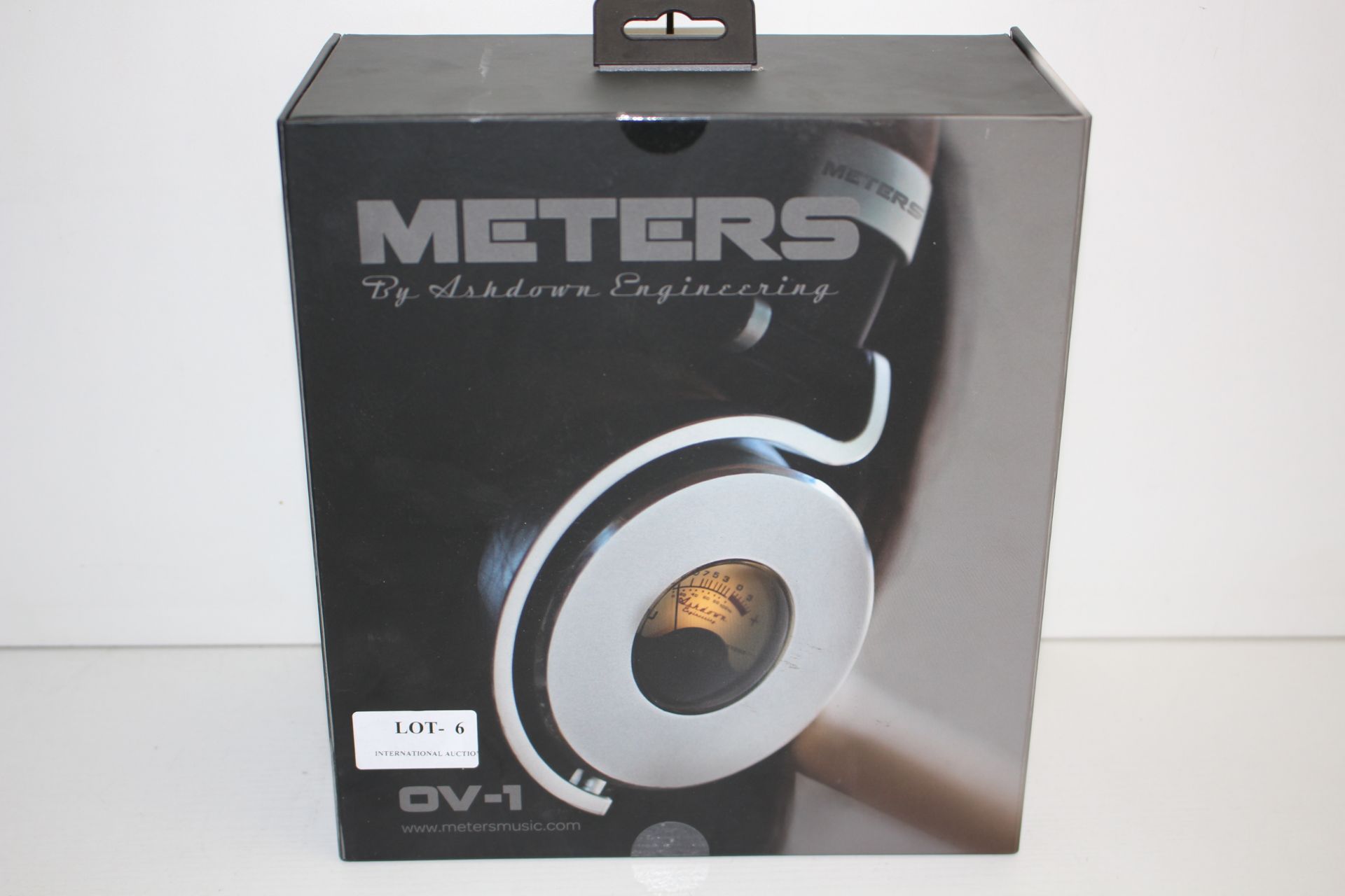 BOXED METERS BY ASHDOWN ENGINEERING OV-1 HEADPHONES RRP £350.00Condition ReportAppraisal Available - Image 2 of 4