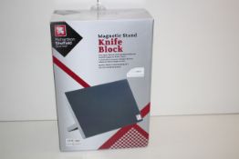 BOXED RICHARDSON SHEFFIELD MAGNETIC KNIFE BLOCK RRP £29.93Condition ReportAppraisal Available on