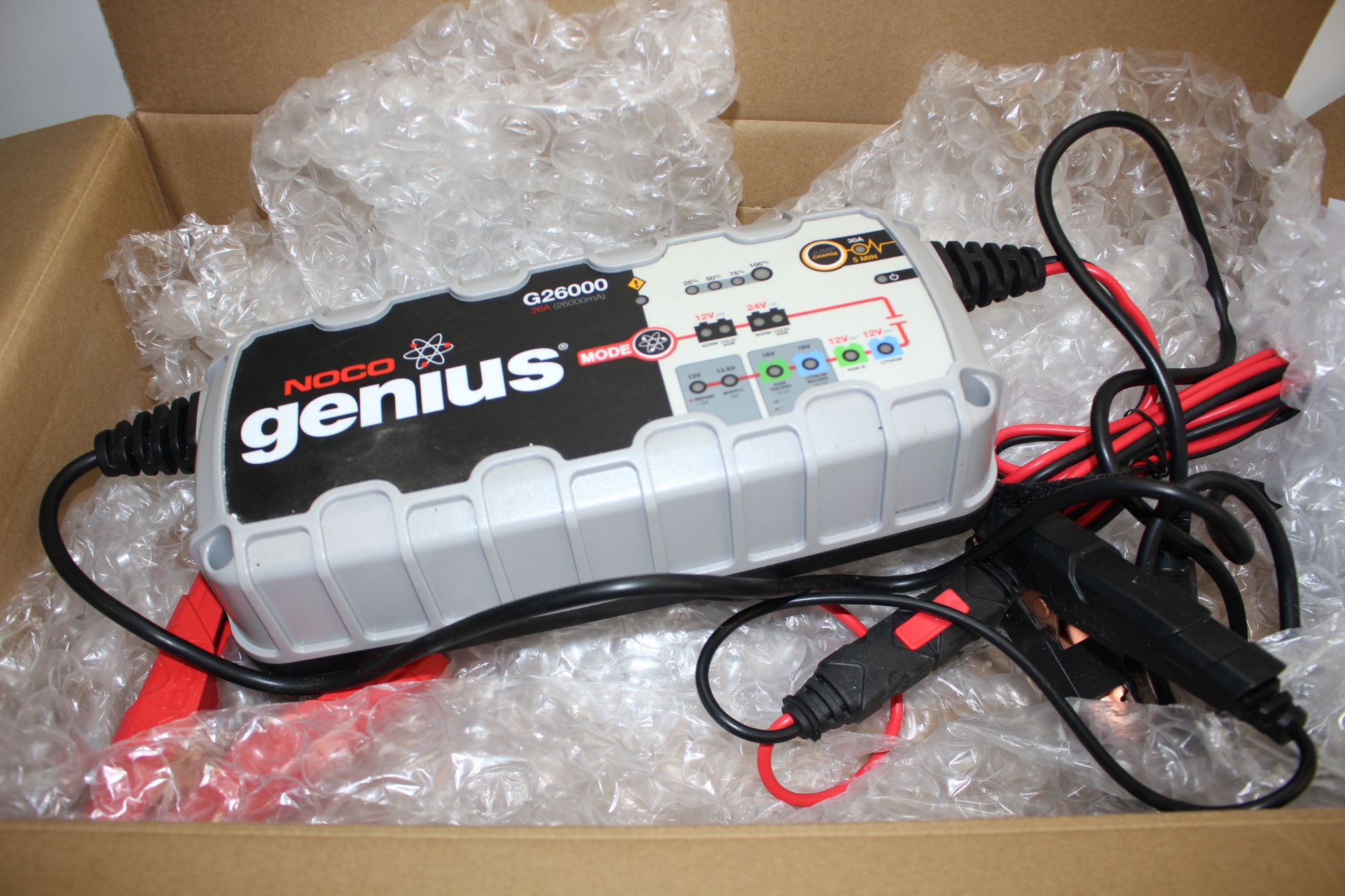 UNBOXED NOCO GENIUS G26000 UK BATTERY CHARGER 26A 12V & 24V RRP £195.00Condition ReportAppraisal