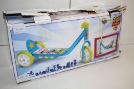 BOXED TOY STORY 4 KIDS TRI WHEELED SCOOTERCondition ReportAppraisal Available on Request- All