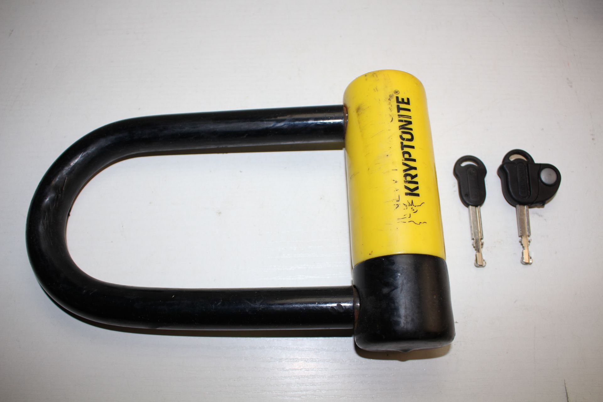 UNBOXED KRYTONITE PADLOCK IN YELLOW RRP £72Condition ReportAppraisal Available on Request- All Items