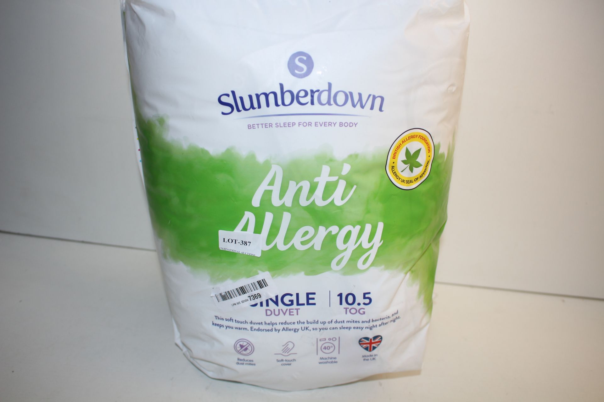 BAGGED SLUMBERDOWN ANTI ALLERGY SINGLE DUVET 10.5TOGCondition ReportAppraisal Available on