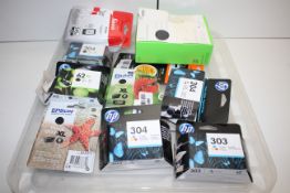 10X ASSORTED ITEMS TO INCLUDE BELKIN, HP, CANON & OTHER (IMAGE DEPICTS STOCK)Condition
