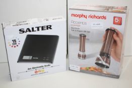 2X ASSORTED BOXED ITEMS TO INCLUDE SALTER ARC ELECTRONIC SCALE & MORPHY RICHARDS ACCENTS COPPER