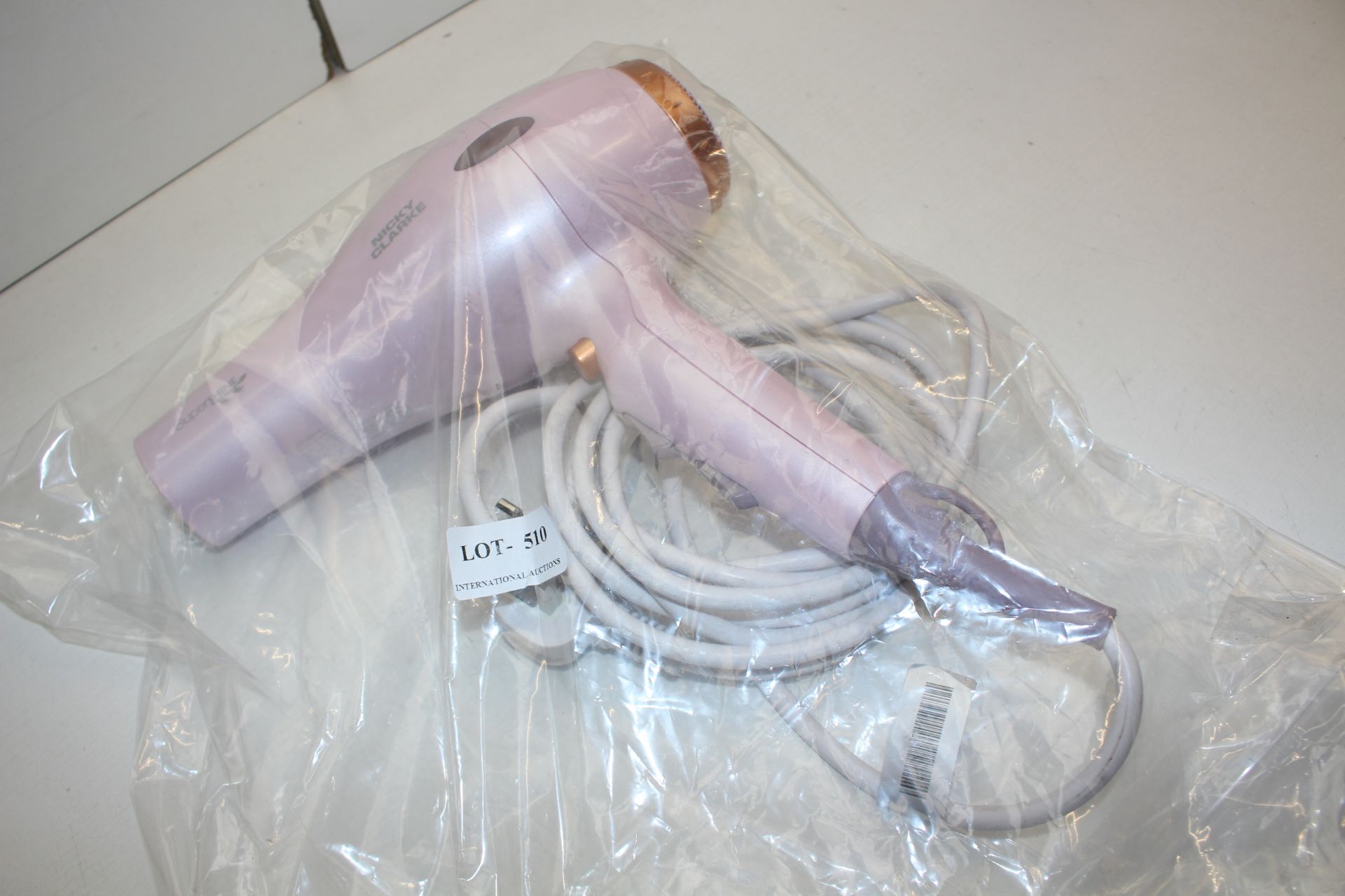 UNBOXED NICKY CLARKE SUPERSHINE HAIR DRYER RRP £40.68Condition ReportAppraisal Available on Request-