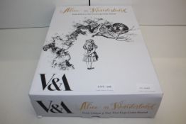 BOXED V&A ALICE IN WONDERLAND FINE CHINA 3 TIER TEA CUP CAKE STAND RRP £27.45Condition