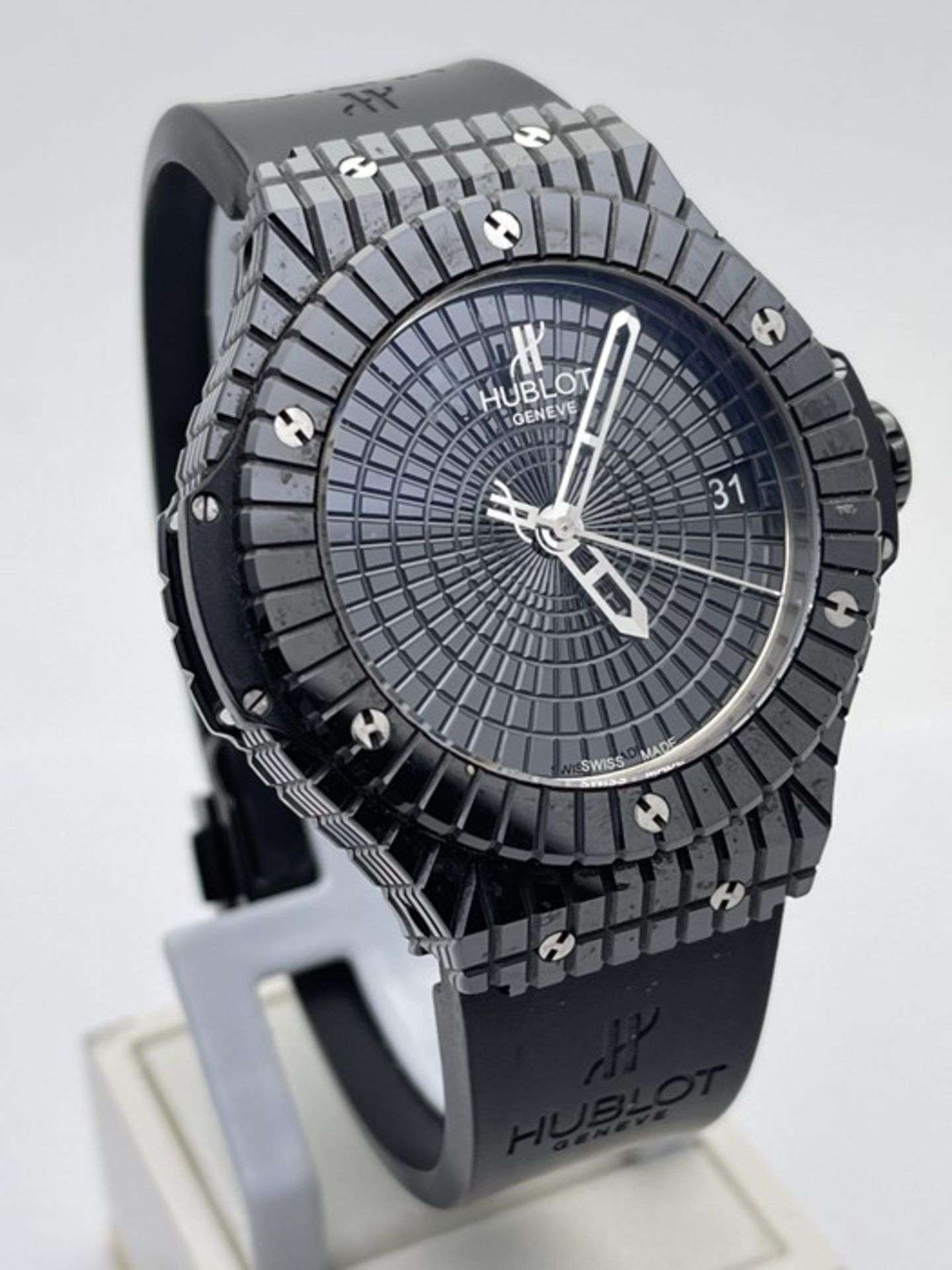 Hublot Gents Big Bang Caviar Black 41mm Includes Box & Card Year-2016