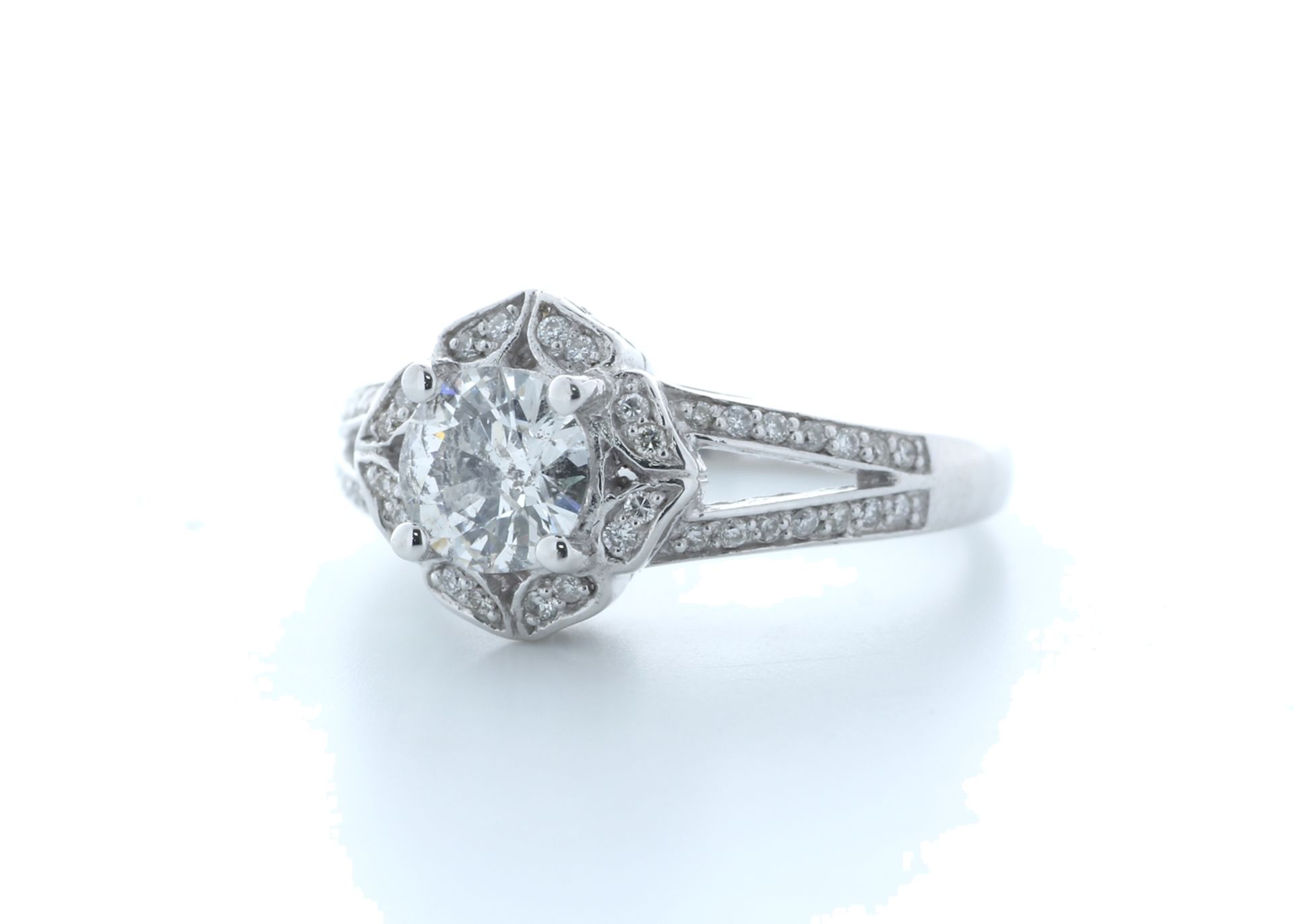 18ct White Gold Diamond Halo Ring 1.04 (0.81) Carats - Valued by IDI £9,000.00 - 18ct White Gold - Image 2 of 5