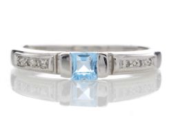 9ct White Gold Fancy Cluster Diamond Blue Topaz Ring 0.03 Carats - Valued by GIE £1,360.00 - A