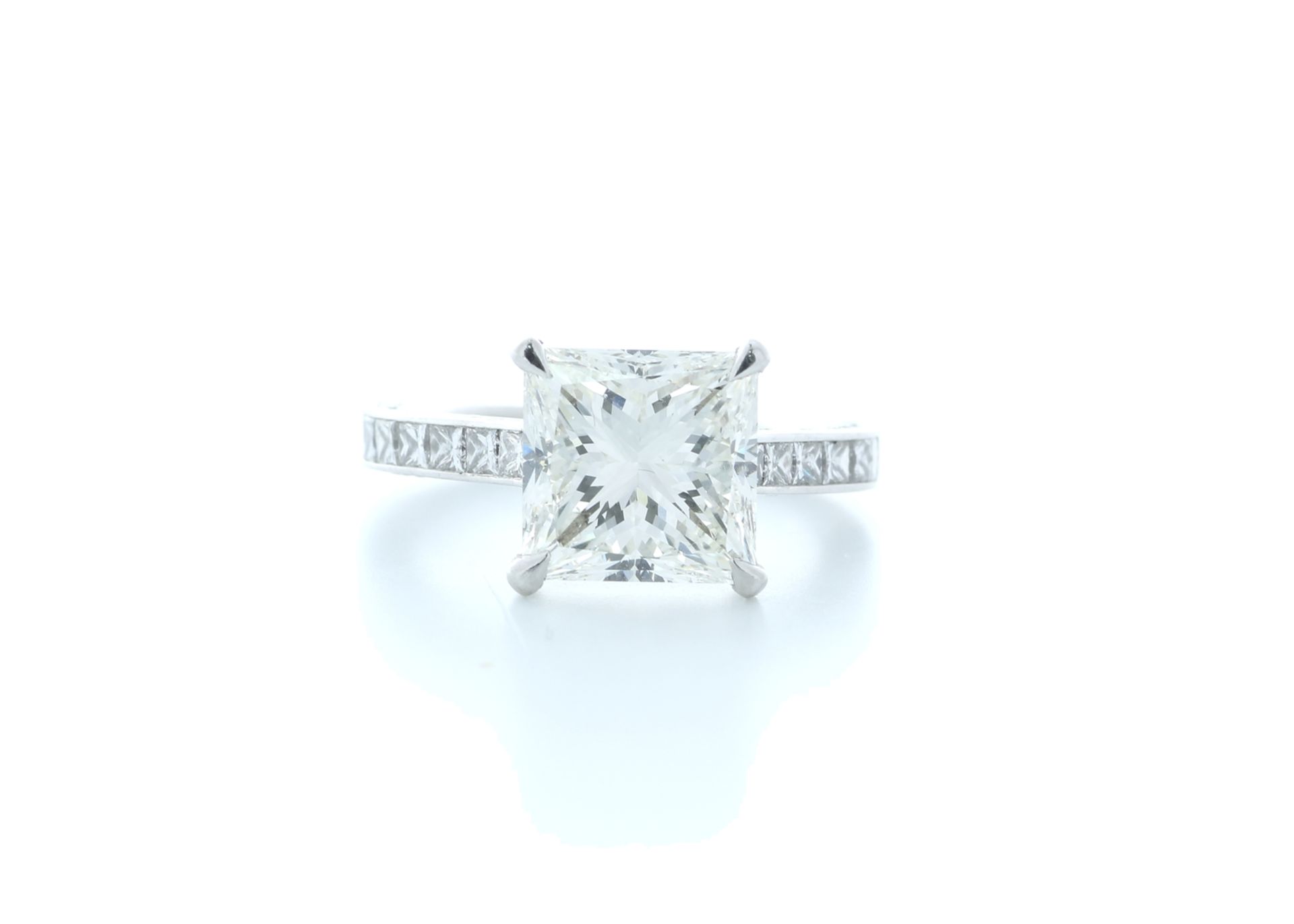 18ct White Gold Princess Cut Diamond Ring 5.13 (4.33) Carats - Valued by IDI £280,000.00 - 18ct