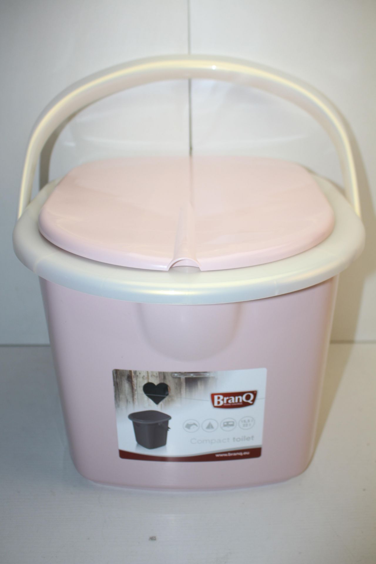 BOXED BRANQ COMPACT TOILET RRP £27.89Condition ReportAppraisal Available on Request- All Items are