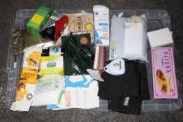20X ASSORTED ITEMS (IMAGE DEPICTS STOCK/CLEAR BOX NOT INCLUDED)Condition ReportAppraisal Available