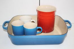 5X ASSORTED UNBOXED LE CREUSET ITEMS (IMAGE DEPICTS STOCK)Condition ReportAppraisal Available on