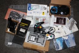 20X ASSORTED ITEMS (IMAGE DEPICTS STOCK/CLEAR BOX NOT INCLUDED)Condition ReportAppraisal Available