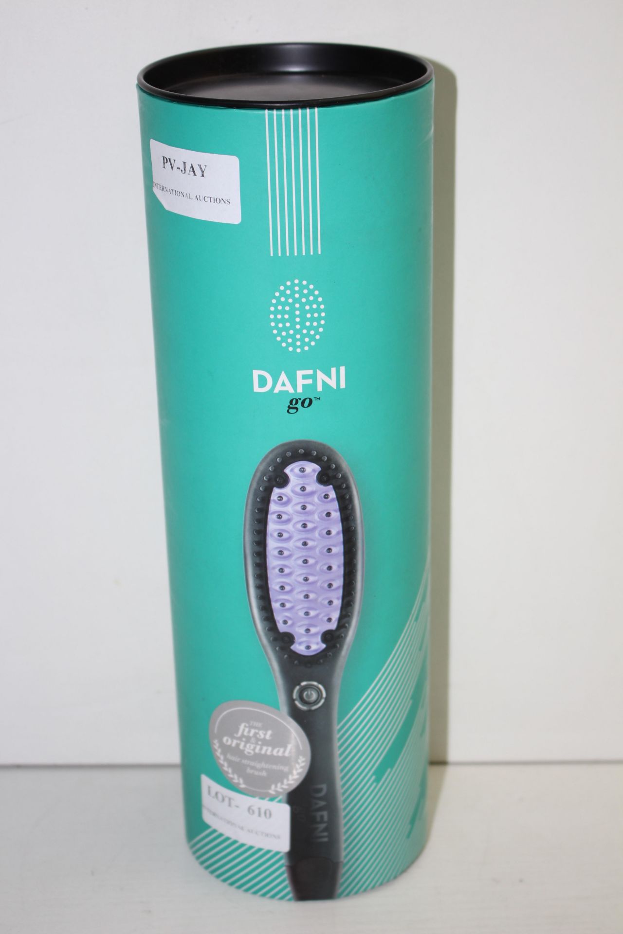 BOXED DAFNI GO HOT AIR STRAIGHTENING BRUSH RRP £87.00Condition ReportAppraisal Available on Request-