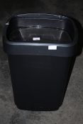 UNBOXED ROTHO GREY PLASTIC BIN RRP £23.49Condition ReportAppraisal Available on Request- All Items