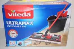 BOXED VILEDA ULTRAMAX MICROFIBRE 2-IN-1 FLOOR CLEANING SYSTEM RRP £30.00Condition ReportAppraisal