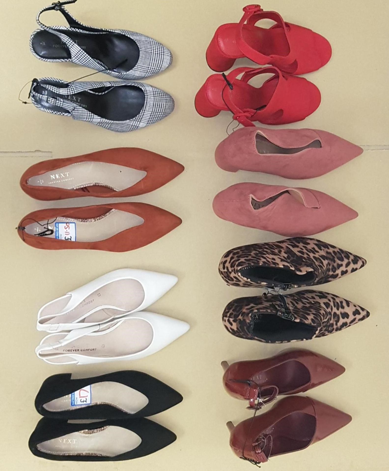 ONE LOT TO CONTAIN 8 ITEMS - SHOES COMBINED RRP £287 (1067)Condition ReportALL ITEMS ARE BRAND NEW - Image 2 of 2