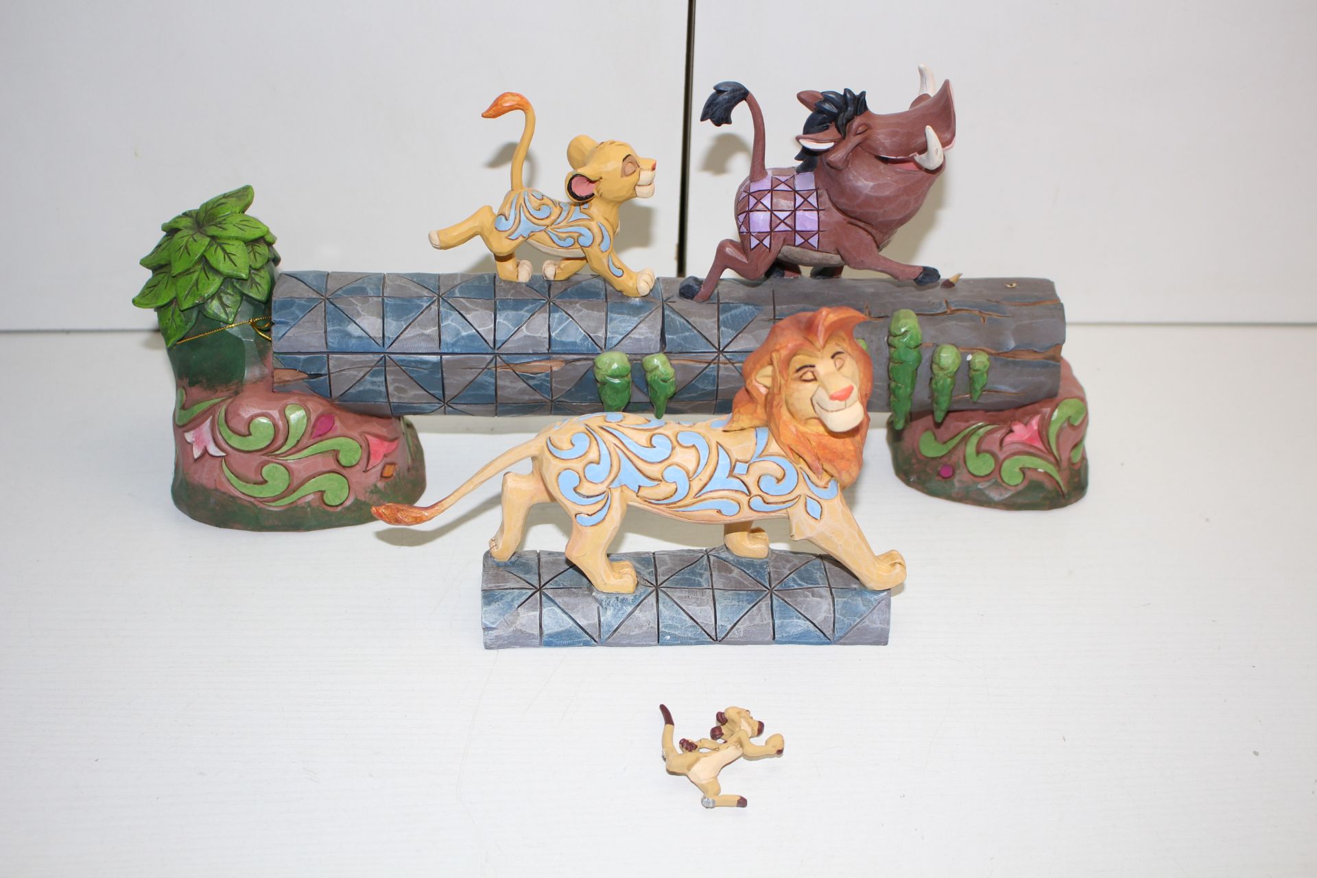 BOXED DISNEY TRADITIONS "CAREFREE CAMARADERIE" LION KING FIGURINE RRP £79.50Condition