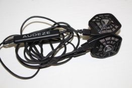 UNBOXED AUDEZE ISINE 10 HEADPHONES LIGHTNING CONNECTION RRP £349.99Condition ReportAppraisal