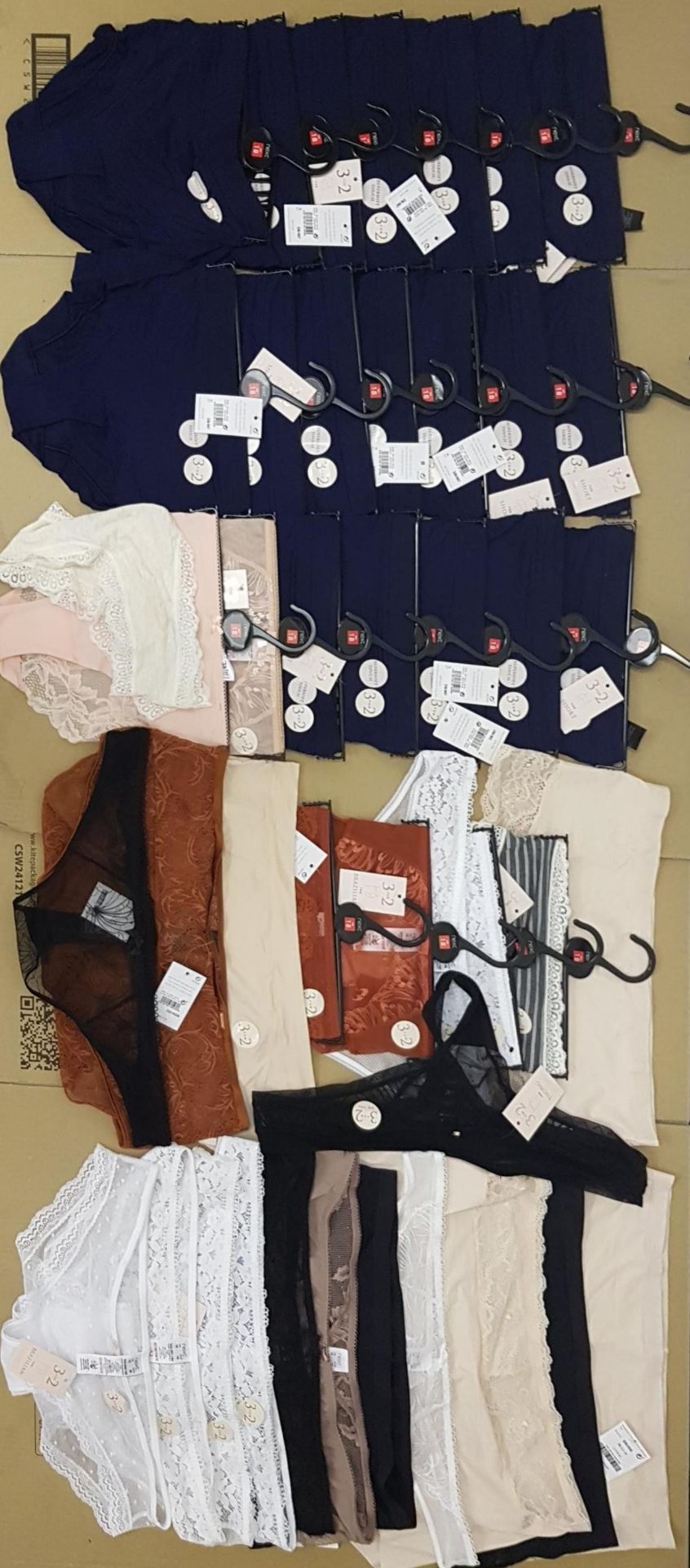 ONE LOT TO CONTAIN 43 NEXT ITEMS - SIZE 18 UNDERWEAR WOMENS - RRP £322 (1098) - Image 2 of 2