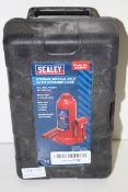 BOXED SEALEY 5TONNE BOTTLE JACK WITH STORAGE CASE MODEL NO. SJ5BMC RRP £35.15Condition