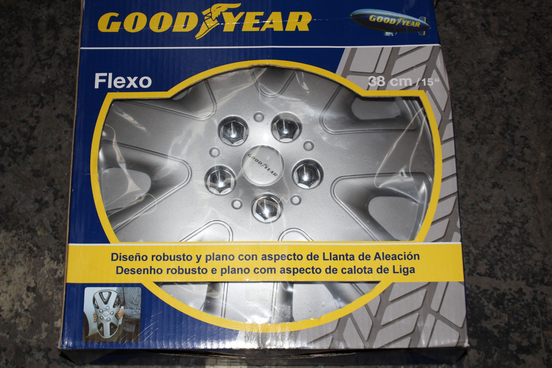 BOXED GOODYEAR FLEXO 38CM/15" WHEEL TRIMS RRP £34.99Condition ReportAppraisal Available on