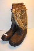 UNBOXED CAMO WELLINGTON BOOTS UK SIZE 14Condition ReportAppraisal Available on Request- All Items