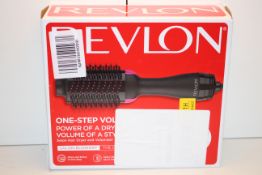 BOXED REVLON ONE-STEP VOLUMISER POWER OF A DRYER VOLUME OF A STYLER RRP £59.99Condition