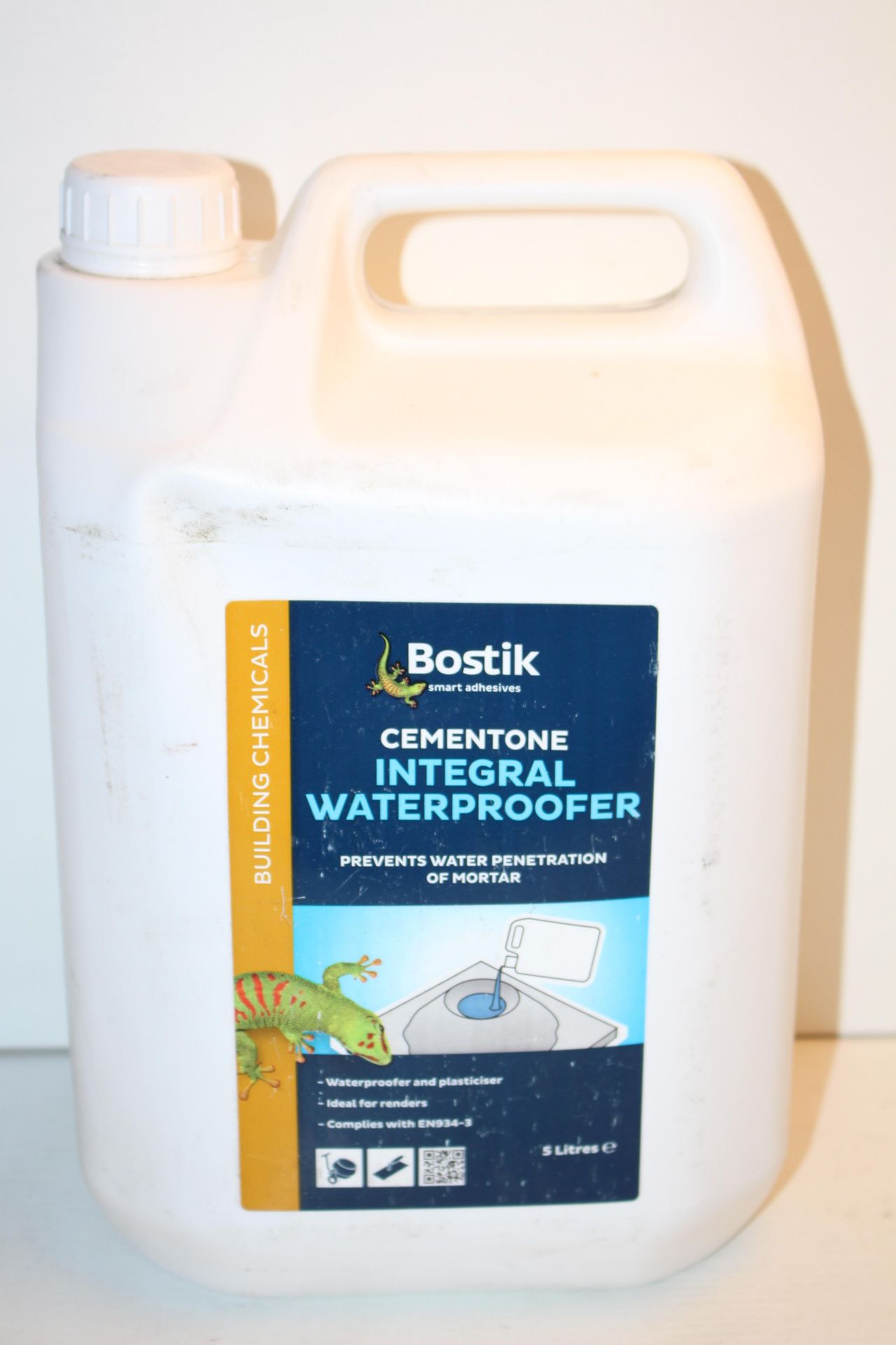 5LITRE BOSTIK CEMENTONE INTEGRAL WATERPROOFER RRP £8.80Condition ReportAppraisal Available on