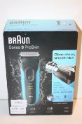 BOXED BRAUN SERIES 3 PROSKIN WET & DRY SHAVER MODEL: 3040S RRP £54.99Condition ReportAppraisal