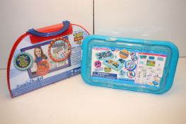 X 2 ITEMS TO INCLUDE AQUABEADS SET & TOY STORY 4 COLOURING SET Condition ReportAppraisal Available