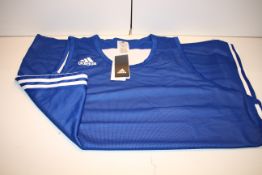 BAGGED ADIDAS REV TANK TOP SIZE 4XL RRP £11.99Condition ReportAppraisal Available on Request- All