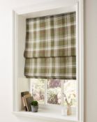 HIGHLAND CHECK BLINDS GREEN/RED 150X160 RFRP £19.99Condition ReportAppraisal Available on Request-