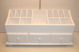 UNBOXED MAKE UP ORGANISER IS WHITE Condition ReportAppraisal Available on Request- All Items are