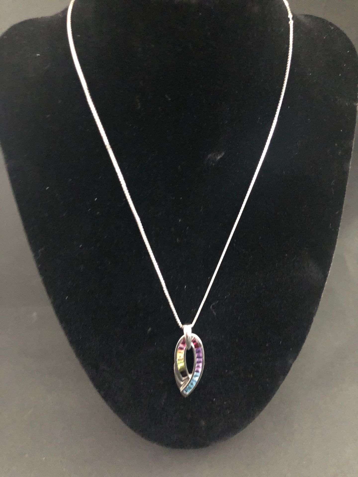 Platinum Necklace and Pending with Aqua Marine, Amethyst, Citrines and Rubies set in a Rainbow style - Image 2 of 2