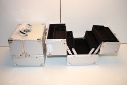 2X UNBOXED MAKE-UP FLIGHT CASES LOCKABLE WITH KEYS Condition ReportAppraisal Available on Request-