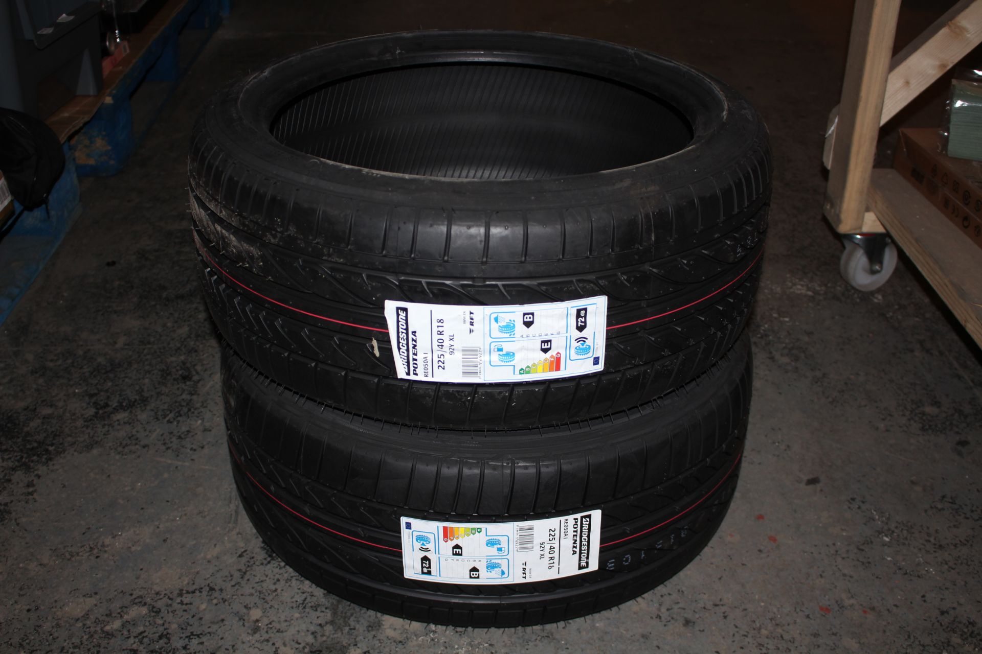 2X BRIDGESTONE POTENZA 225/40/R18 TYRES WITH NEW STRIP ON TYRE / STEEL BELTED RADIAL COMBINED RRP £